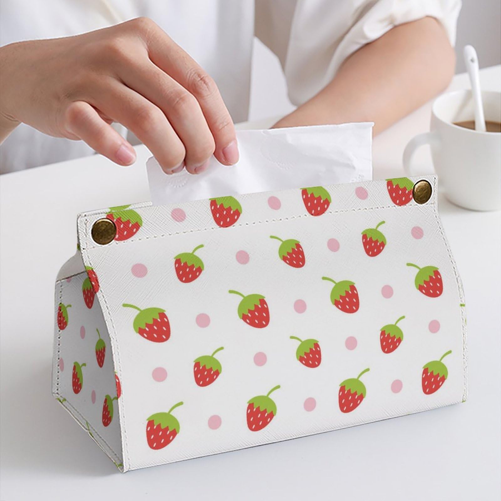 Amazon｜ティッシュケース ティッシュボック いちご 赤白 苺 柄